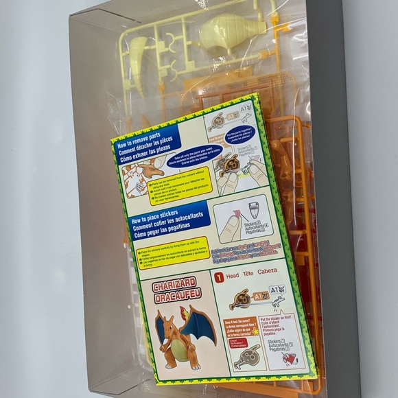 Bandai Pokemon Charizard & Dragonite Model Kit - Picture 4 of 6